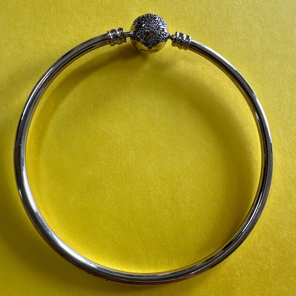 Pandora Sterling Bangle with Intricate Snowflake Charm Closure